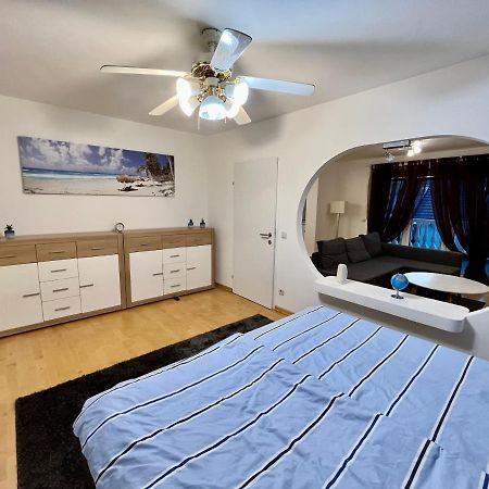 Traum Apartment Mit Pool+Balkon Wien Eksteriør billede